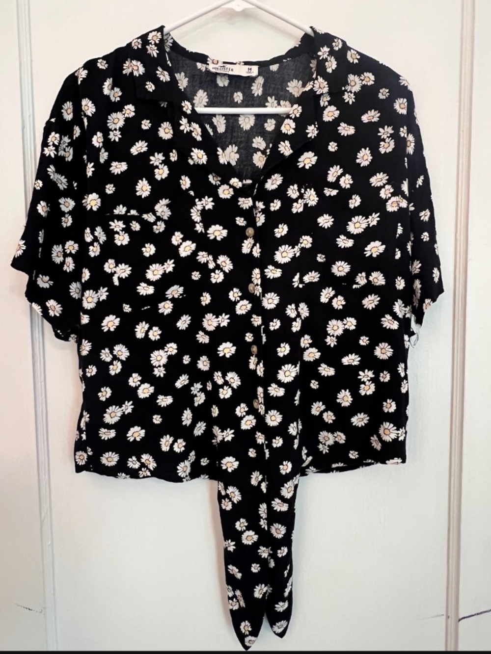 Women's Hollister Summer Floral Tie Button-Up Crop Top- Mod Daisy Print Sz M